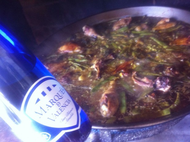 Qué vino con la Paella un vino blanco de Valencia evidentemente