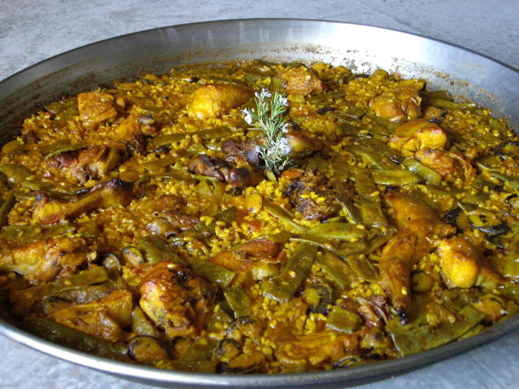 Valencian paella recipe